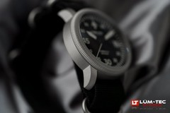 Lum-tec Dive Watch Combat B73 200M BGW9 Super-Luminova 2 straps US Made 43mm NIB