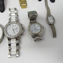 Vintage & Modern Wrist Watch Lot of 29 Armitron Indiglo Apple Watch Fossil 3 lbs