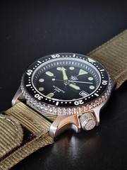 Seiko NH35A Automatic Mechanical 41mm Military Dive Watch by Steeldive