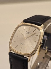 Seiko Dolce Mens 6730-5170 Vintage 1980s Gold Dial Quartz