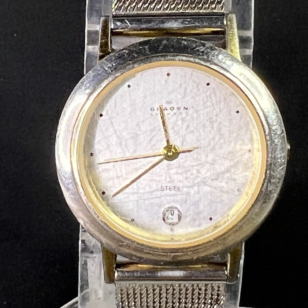 Skagen 28mm Silver Case Silver Dial Gold Hands Dot Indices SS Mesh Band, 7.25″