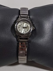 Silver Tone Dial Round Black Case 19.5 mm Stainless Steel Stretch Band Watch