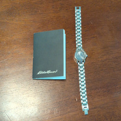 Eddie Bauer Small Round Quartz Wristwatch Silver Stainless Bracelet Gray Dial