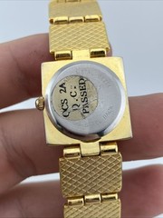 Vtg LA Express Ladies 21mm Watch Gold Tone Abalone Band MOP Dial 7″ – RUNS