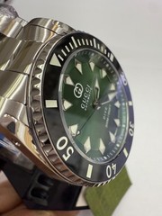 Gucci Dive SWISS Automatic Green Dial Stainless Steel Men’s Watch 40mm YA136363