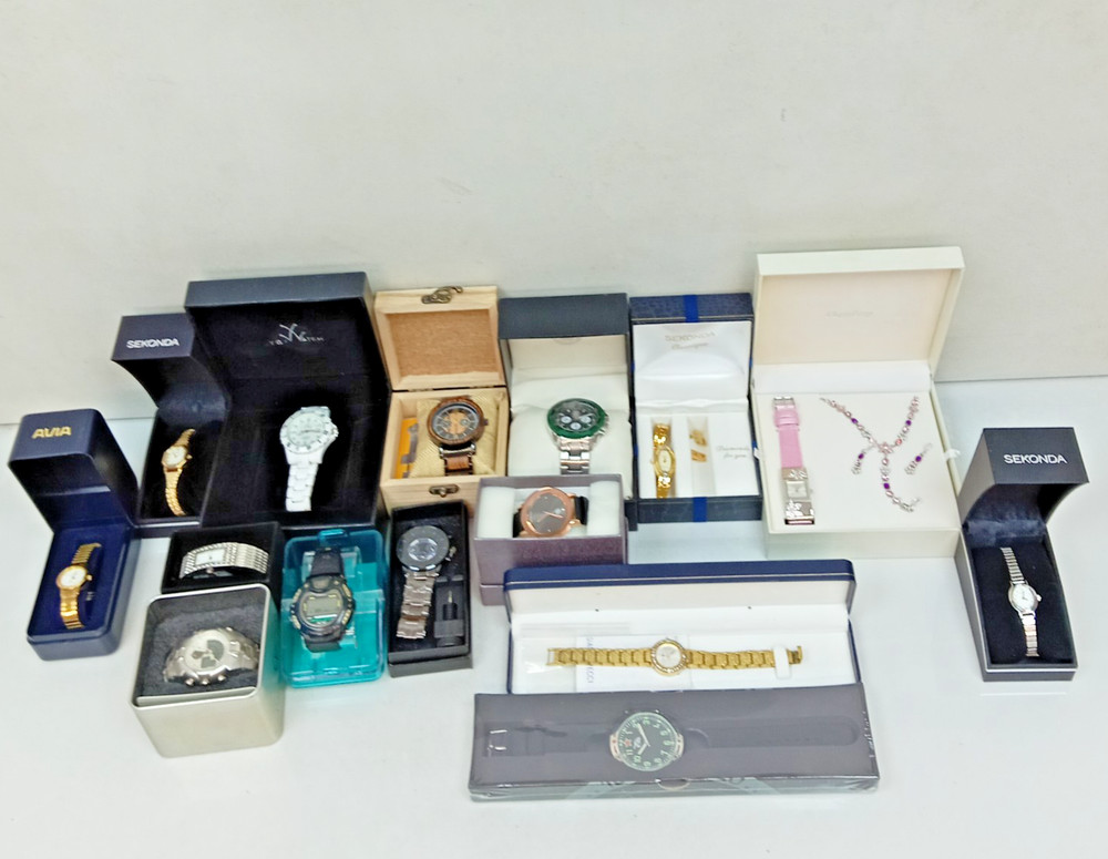 Job Lot 15 Boxed Quartz Watches Strada Sekonda Mixed Brands Untested Bundle