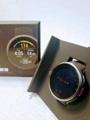 Polar Vantage V2 Premium Multisport Black (M-L) 90082710 Watch