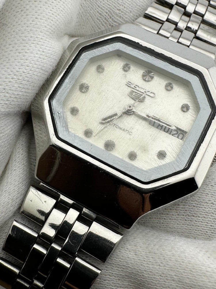 Vintage Seiko 5 Automatic Authentic Japan Made Men’s Wrist Watch