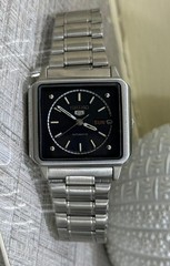 Vintage Seiko 5 Automatic 17 Jewels Black Dial Japan Made Watch For Mens 6309