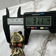 Chico’s Watch Women Bronze Tone Elephant Beaded Stretch Bracelet New Battery