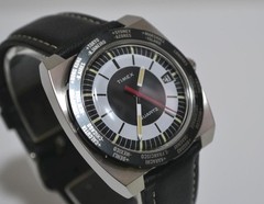 Timex 1972 World Time Reissue Watch Cushion Case Leather Band Vintage