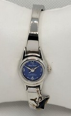 Ladies Jean Mark Petite Round Silver Tone Blue Dial Analog Watch I1