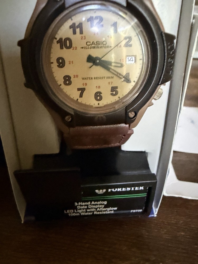 Casio FT500WC-5BV Vintage Analog Watch WR100 Day Date Resin Strap Illuminator