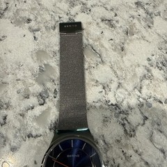 Bering Classic Blue Face Mesh Wrist