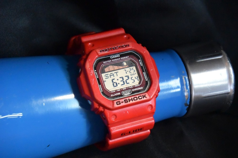 G SHOCK Casio GLX-5600 Red G-Lide Square Digital Watch Surf Tide Moon