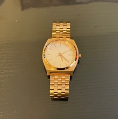 Unisex Nixon “The Time Teller” Rose Gold Quartz Watch w/Adjustable Bracelet-Runs