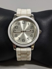 Silver Tone Dial White Dial Round Case 38 mm Rubber Band Watch 9.5 Inch