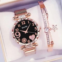 Rhinestone Decor Quartz Watch. Leather Strap, Zinc Alloy Round Dial And Bracelet