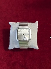 Ciloa Stainless Steel Case, Electronic Drive, Calendar Feature, Pointer Display