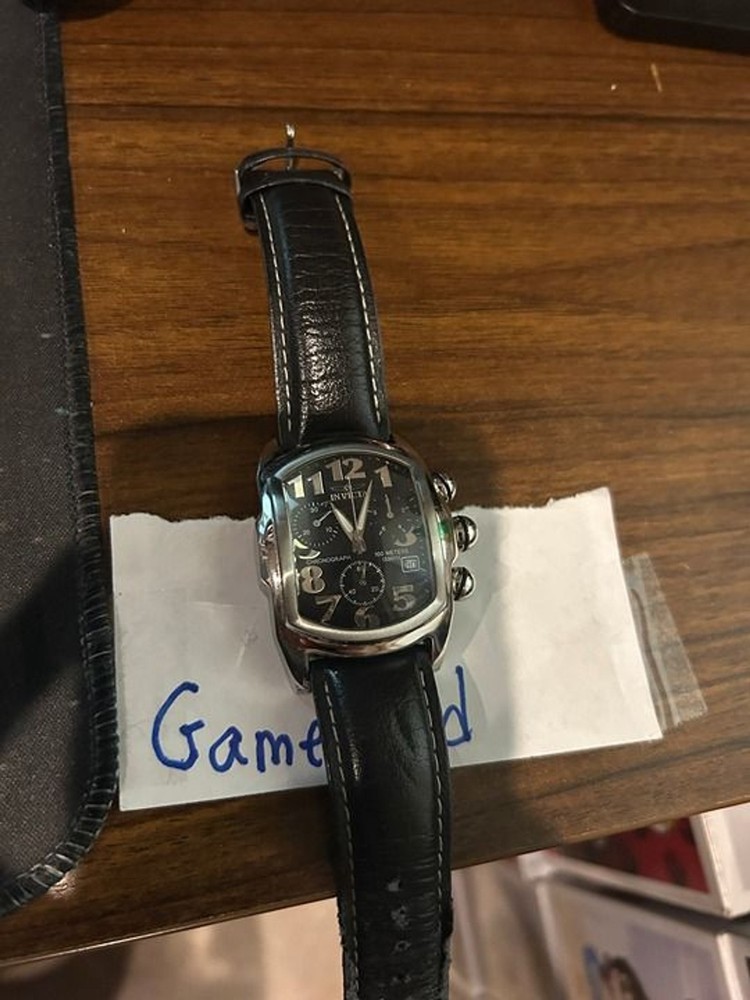 Invicta Lupah Men 9818 Classic Swiss Chronograph Movement Leather 40mm
