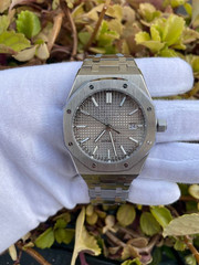Custom Built Steel Automatic Integrated Bracelet Date Watch Authentic NH35