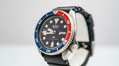 K242 Men’s Seiko “Pepsi” Wristwatch