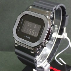 New CASIO G SHOCK GM 5600UB 1JF Metal Covered Black Digital 20 ATM Water Resista