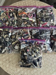 Bulk Mixed Lot Assorted Wristwatches with Watch Bands/Straps, Unisex Adults
