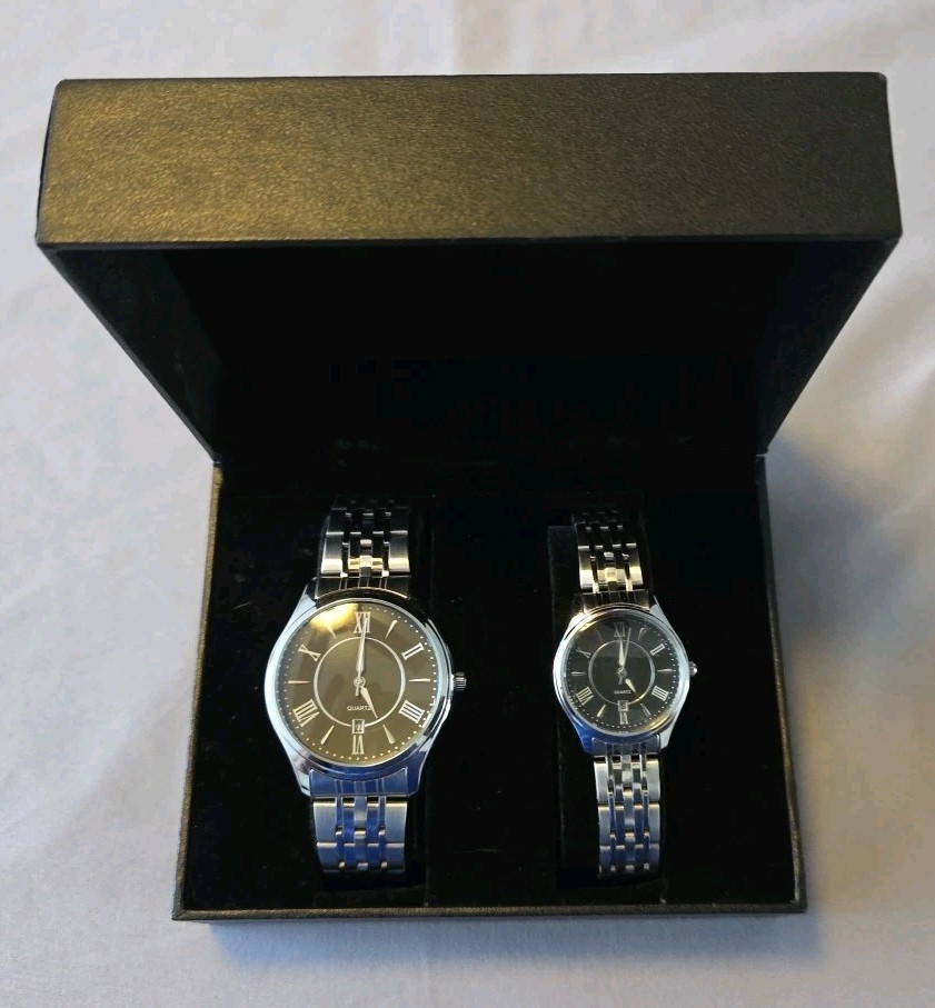Harrahs Resort California Watch Gift Set of 2 Silver Tone