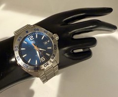 TAG Heuer Formula 1 Blue Dial Quartz Men’s Watch Stainless Steel Swiss Made