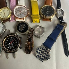 Assorted Watches Used Not Working For Parts Or Pieces lot 12