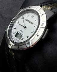 Vtg 1990 CARRERA Carbon Men’s 38mm Atomic Quartz Watch Date Month Black Silver