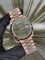 2025 Rolex Day-Date 40 Olive Dial on President 228235 Complete