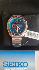 SEIKO SOLAR SSC717P1 CHRONOGRAPH Quartz Watch V176 Green Blue Dial Date 100m