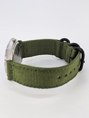 Men’s Watch Analog 40MM Blue Dial NEW Army Green Nylon Bands New Battery READ