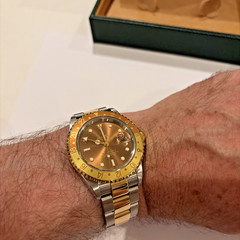 ROLEX GMT-Master II 16713 Root Beer Steel Yellow Gold 2002 with box