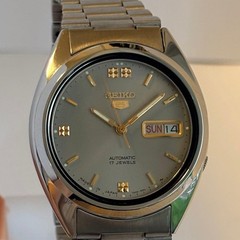 SEIKO 5 Automatic 17 Jewels Day Date Men s Wristwatch Running From Japan