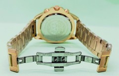 Amazing Versace Date Indicator Chronograph Analog Quartz Men’s Wrist Watch
