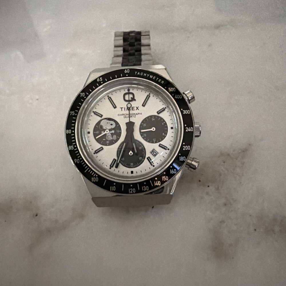 Timex Peanuts x Q Timex Snoopy TW2W68900 on aftermarket 2-tone Jubilee bracelet.