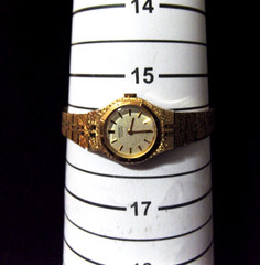SEIKO 8 JEWELS QUARTZ WOMEN’S WATCH 18mm CASE 2320-2880R NEW BATTERY WORKS GREAT