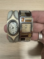2 Ladies Cuff Style Watches – 1 Avenue and 1 Unbranded – Working