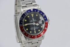 Rolex GMT-Master 1675 Pepsi Matte Black Dial Oyster Fold Over Band Circa 1973