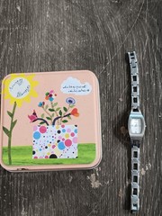 Fossil F2 ES-9381 Women’s Stainless Steel Silver Dial Watch Needs New Battery