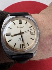 Vintage Bulova Clipper “M9” men’s automatic watch Crosshair dial 1969 HonestWear