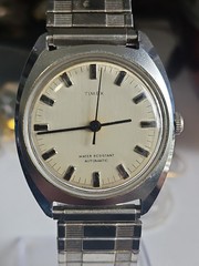 Mens Vintage 1972 Timex Viscount Automatic Watch Chrome Plated Stretch Band Runs