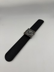 CAPTAIN QUARTZ ANALOG WRISTWATCH WITH BLACK SNAP ON BAND