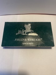 Field & Stream Men’s Analog Sport Wristwatch Silver Bracelet Black Dial Box