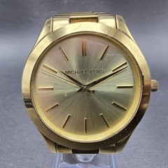 Michael Kors Runway Watch Women 42mm Champagne Dial Gold Tone MK-3179 New Batt O