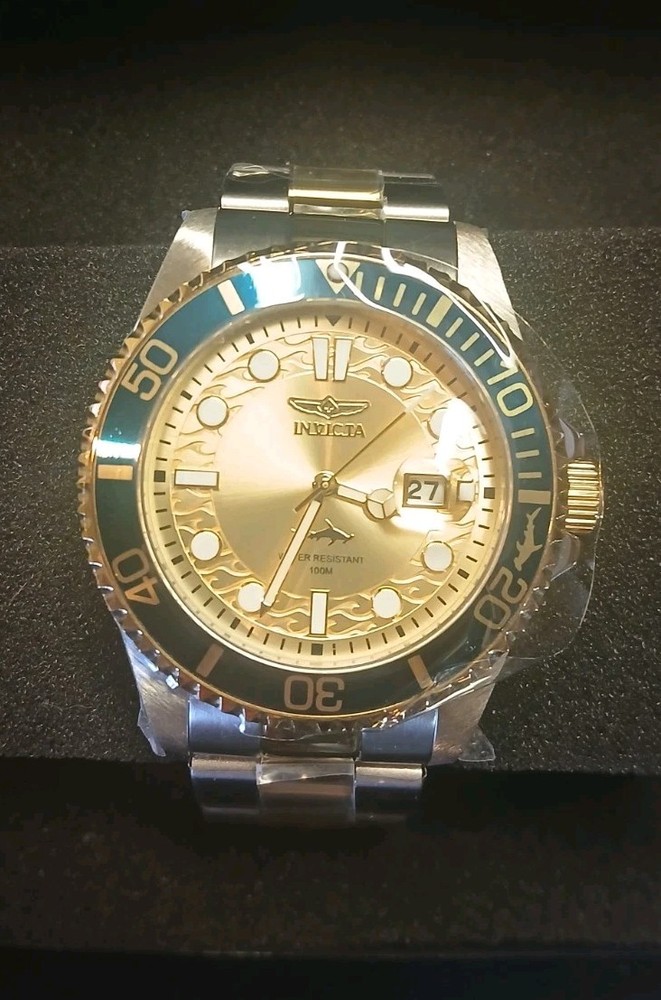 Men’s Watch. Brand New Invicta Pro Diver Current wave. 2-Tone Band. 43mm. #30022