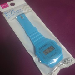 Daiso Blue Planet Digital Watch Unopened Rare Collectible Blue Used